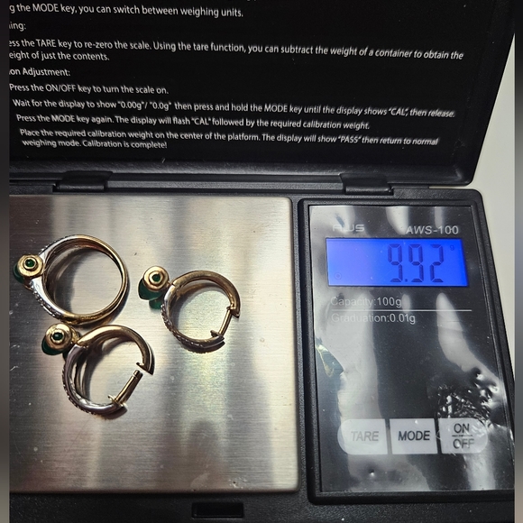 14kt yellow and white gold set. Ring and earrings with small diamon. Size 5. - Picture 4 of 4